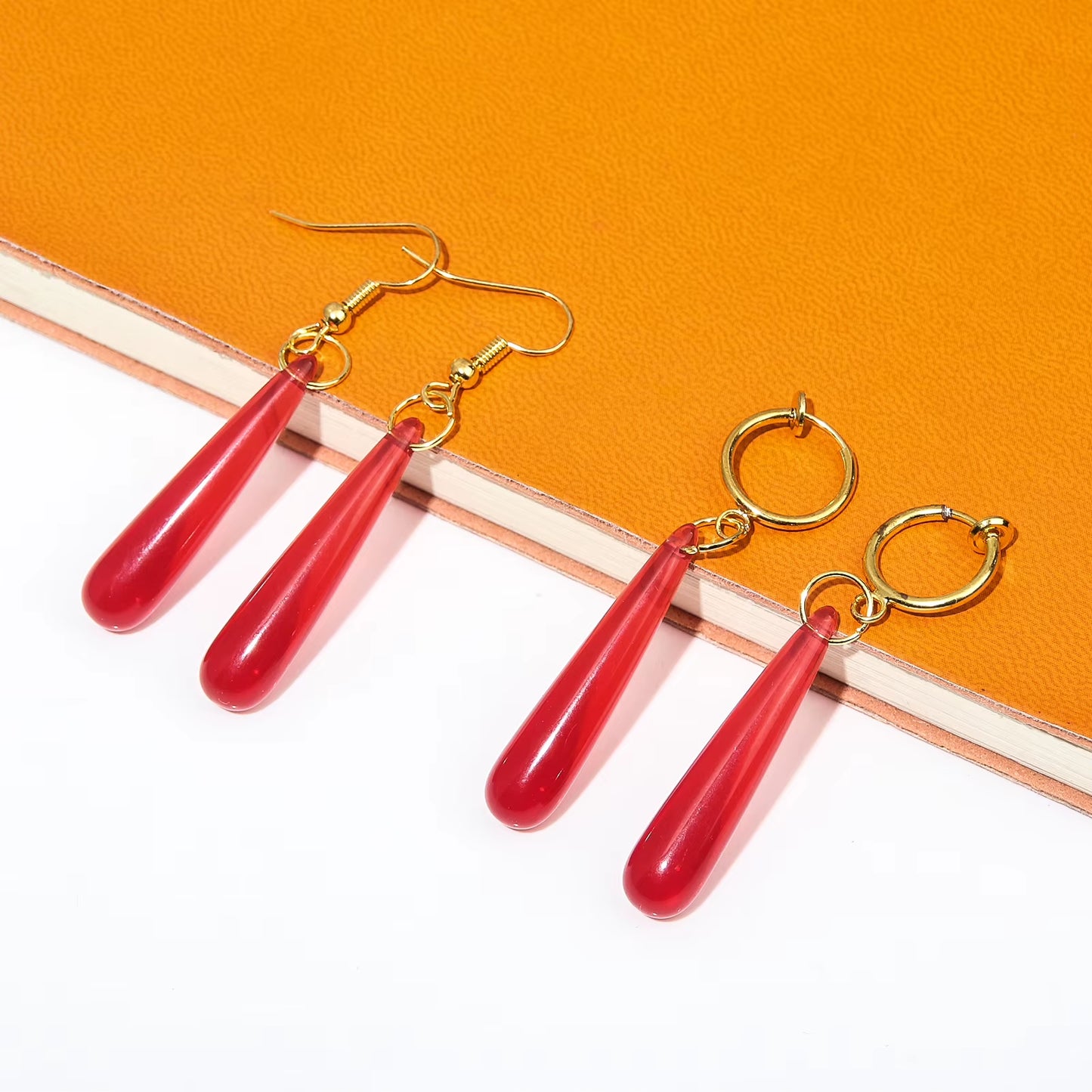 Anime Frieren: beyond Journey'S End Red Earrings Frieren at the Funeral Frieren Stud Earrings Pendant Frieren Elf Cosplay Gift